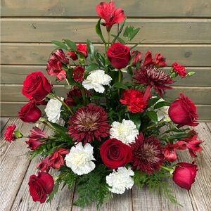 Elegant Red and White Floral Arrangement